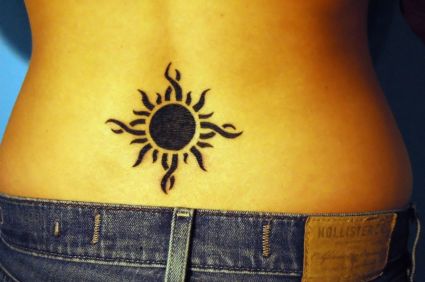 Tribal Sun Tattoo Pic For Girls